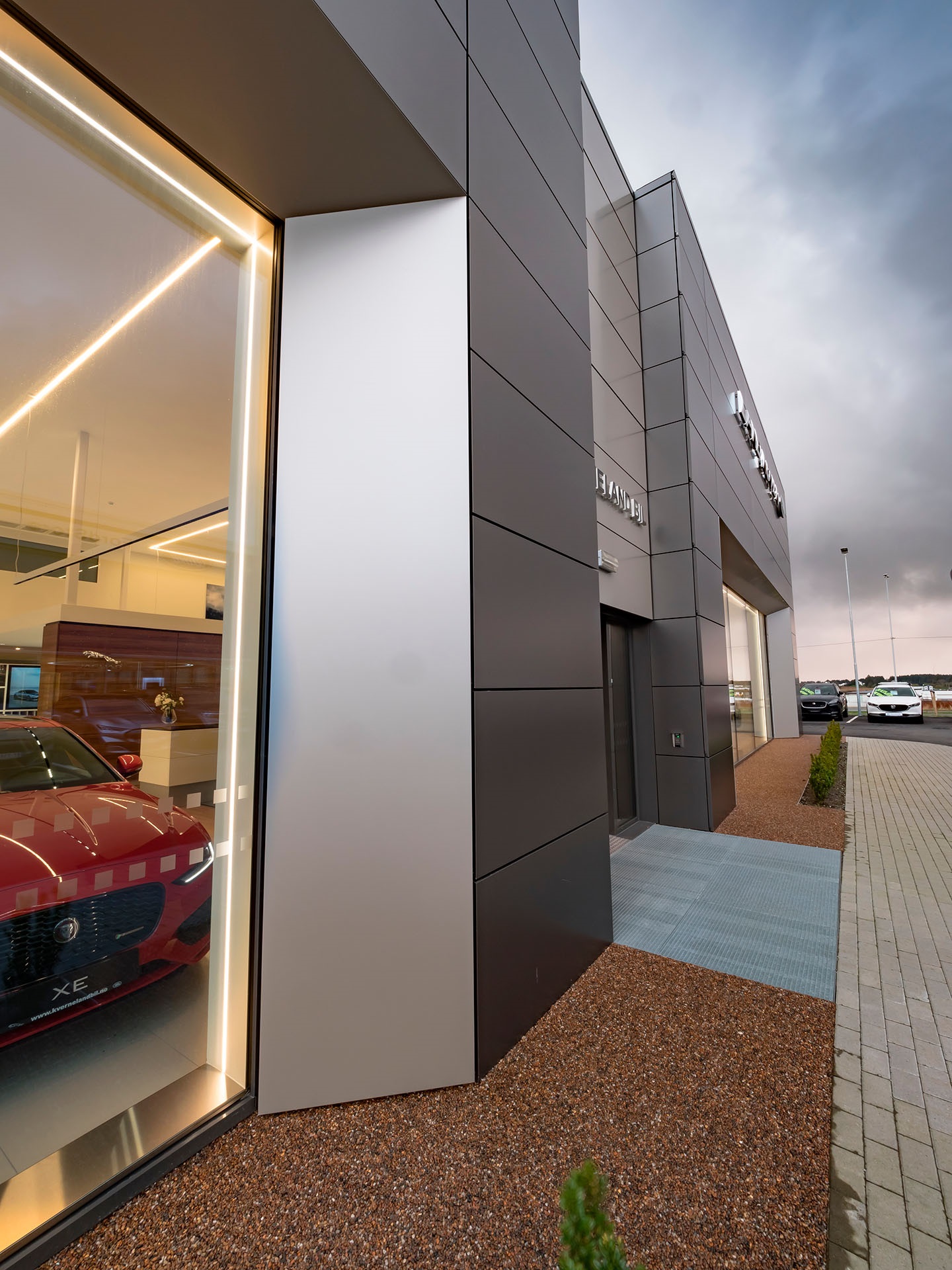 Kverneland Bil Car dealer in Haugesund, Norway