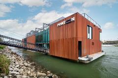 Pontoon 