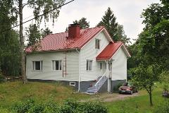 Katto kestää vuosikymmeniä, kun se rakennetaan ja remontoidaan harkitusti ja laadukkaita valintoja vaalien.