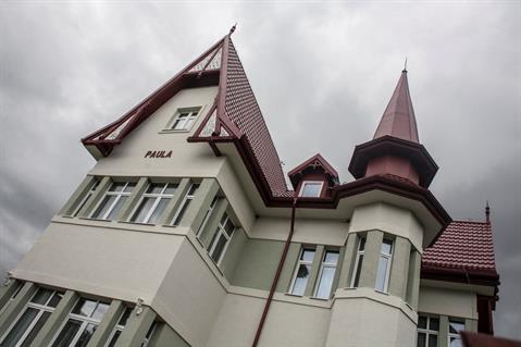 Strešná krytina RUUKKI FINNERA  na vile Paula oživila vzhľad vily