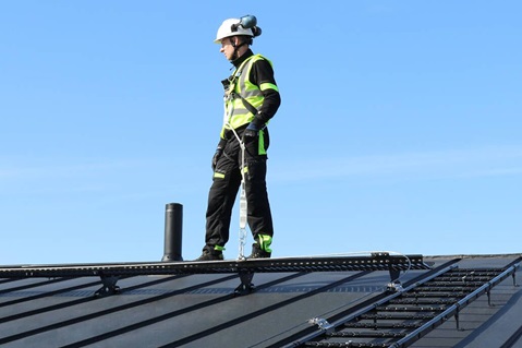 Jak poruszać się po dachu?