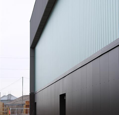 Oaklands college exterior