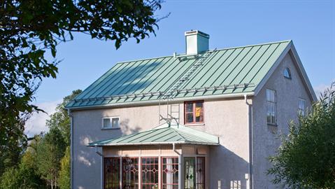 UnderbaraClara_Ett tak över-crop